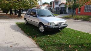 Peugeot 205