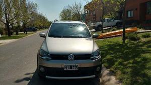 Volkswagen Suran Cross 1.6 Highline 5 Ptas.