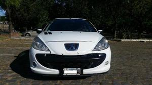 Peugeot 207 Compact XS 1.4 4P usado  kms