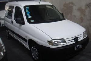 Peugeot Partner Furgón 1.4 Confort GNC usado  kms