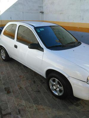 Vendo Permuto Corsa 3p 1.6 con Gnc