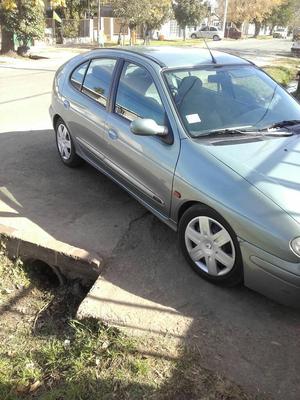 Renault Megane Nafta 1.6