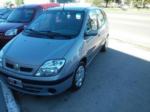 Impecable. Primera Mano, Renault Scenic