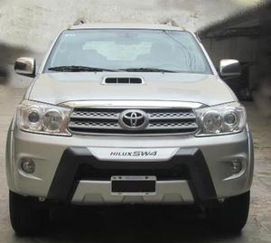 Toyota Hilux 3.0 4x4 SRV TDi DC Aut usado  kms