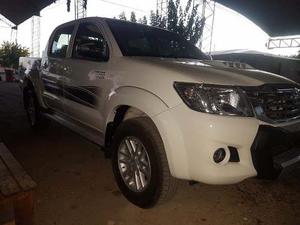 Toyota Hilux 3.0 TDI C/D 4x4 SRV MT (171cv) (L12)