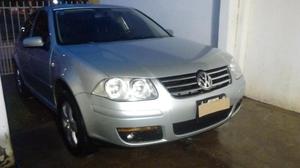 Vendo VW Bora Trendline 2.0 mod.  con GNC IMPECABLE.