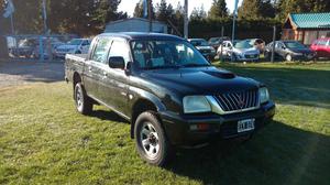 MIUTSUBISHI L200 GLX 2.5 4X4 AÑO 