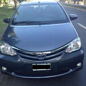 Toyota Etios 1.5 XLS (90cv) 4Ptas.