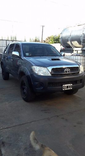 Toyota Hilux 3.0 D C/D 4x4 SR (L02)