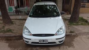 vendo Ford Focus Ambiente mod. mil km reales