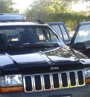 Jeep Grand Cherokee 4X4 Laredo 4.0 Nafta Excelente Estado