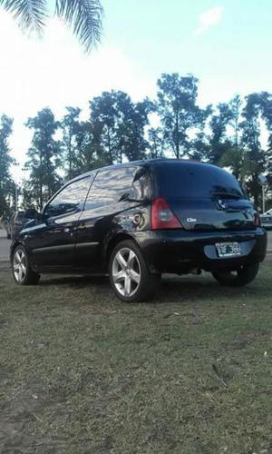 Vendo O Permuto Clio Full