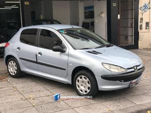 Peugeot 206 XR 1.6 Pack 5P usado  kms