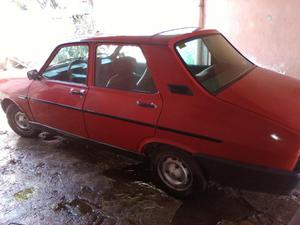 Renault 12 Rojo Mod. , Caja de 5 marchas, Única Mano