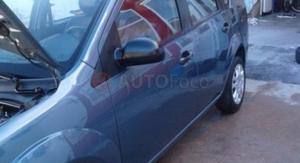 Ford Fiesta Max