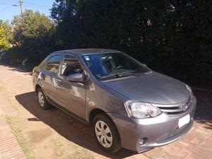 Toyota Etios 1.5 X (90cv) 4Ptas.