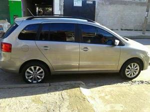 Volkswagen Suran 1.6 Highline