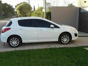 Peugeot 308 Allure 5P NAV usado  kms