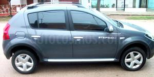 Renault Sandero Stepway 1.6 Confort