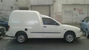 Volkswagen Caddy con Gnc 