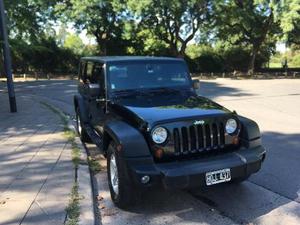 Jeep Wrangler Unlimited 3.8L MTX usado  kms