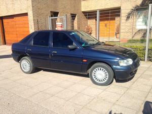 Ford Escort impecable