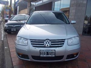 Volkswagen Bora 2.0 Trendline usado  kms