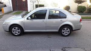 Volkswagen Bora 1.9 TDi Trendline usado  kms