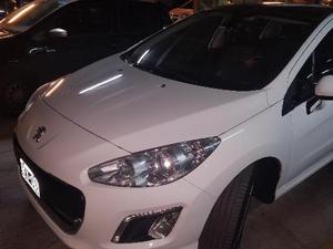 Peugeot 308 Allure 5P NAV usado  kms