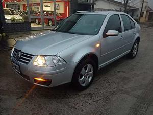 Volkswagen Bora 2.0 Trendline MT (L07)