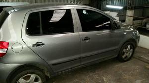 Volkswagen Fox Comfortline 5P usado  kms