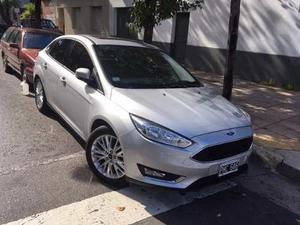 Ford Focus III Sedan SE PLUS AT 2.0L Duratec