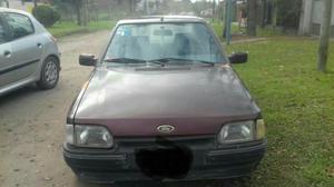 Vendo Ford Escord 93 Gnc