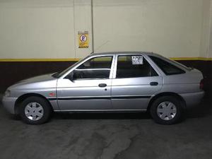 Ford Escort LX 5P usado  kms