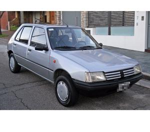 Peugeot 205 GLD (IMPECABLE)