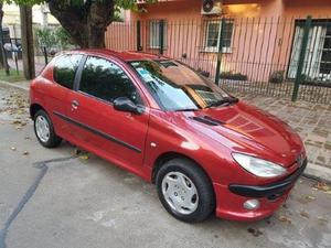 Peugeot 206 XR 1.6 3P usado  kms