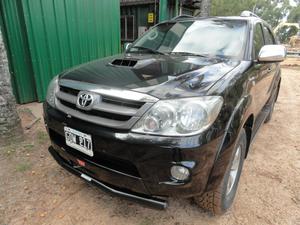 Toyota Hilux SW impecable!