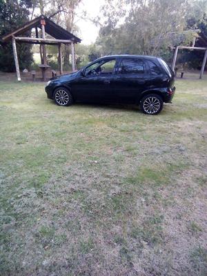 Vendo Corsa 2 Modelo  con  Kilo