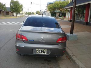 Vendo Peugeot con Cuero Navegador Full