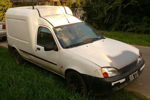 Ford Courier 1.8d Año 