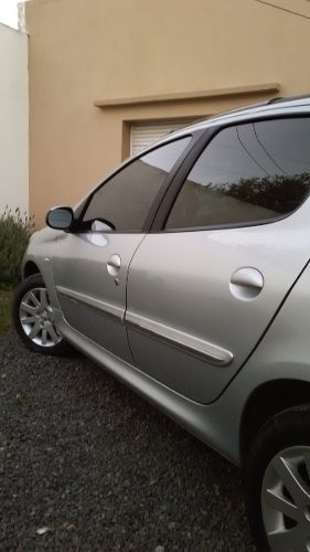 Peugeot 207 Compact