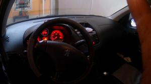 VENDO PEUGEOT 207 XR, NAFTERO,1.4,COMPACT