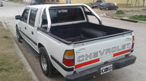 Vendo Chevrolet luv Modelo 99