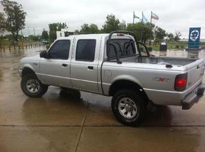 Ford Ranger XLT 2.8L 4x4 TDi Cabina Doble usado 