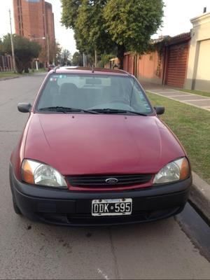 Vendo Ford Fiesta  Diesel Cinco Puer