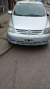 Volkswagen Fox Comfortline 5P usado  kms