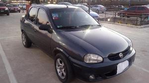 Chevrolet Corsa Classic 4P Base usado  kms