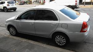 Toyota Etios XLS usado  kms