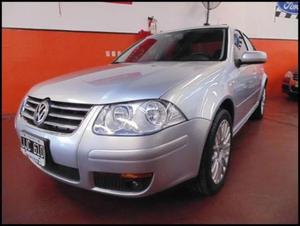 Volkswagen Bora 1.8 T Highline usado  kms