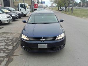 Volkswagen Vento luxury 2.5 at